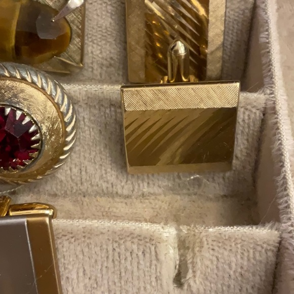 7 pairs of antique cuff links assorted stones maybe valuable! - Picture 5 of 5